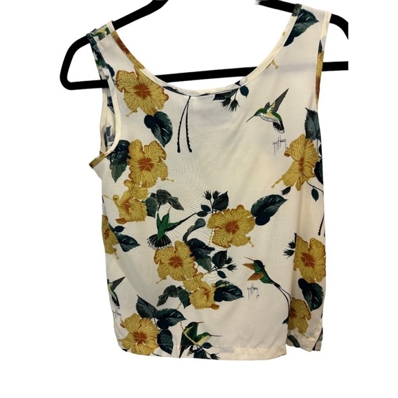 GUY HARVEY 100% Rayon Handcrafter Yellow Floral Tank Top Size Small - Picture 2 of 4